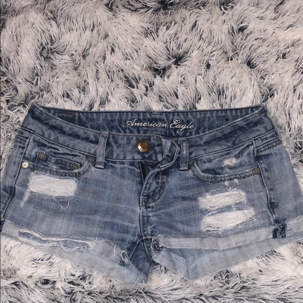 AMERICAN EAGLE “cut-off” like shorts